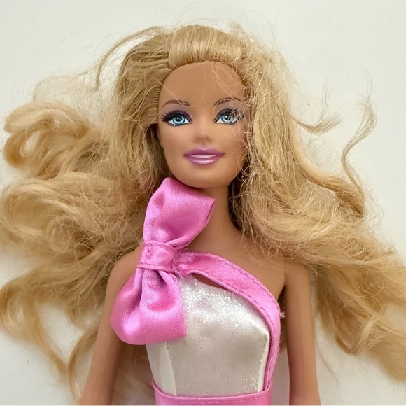 Barbie Other - 2009 Barbie Doll